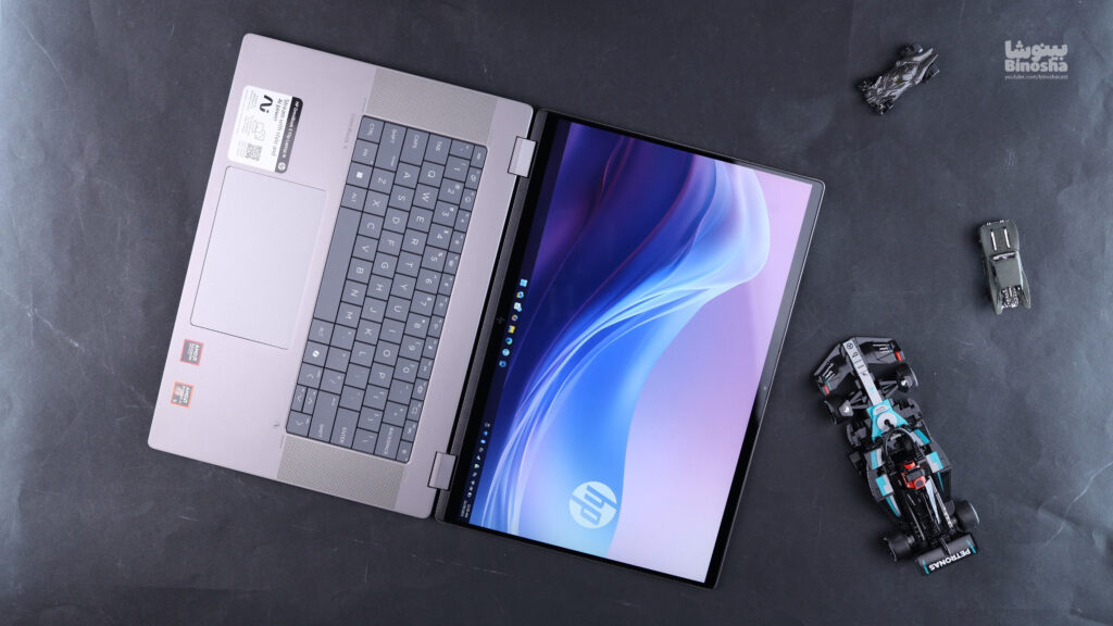 HP Omnibook X Flip 16 AMD open