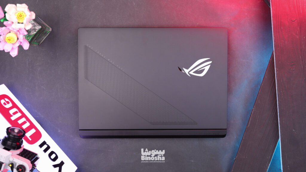Asus Scar 18 Binosha از بالا