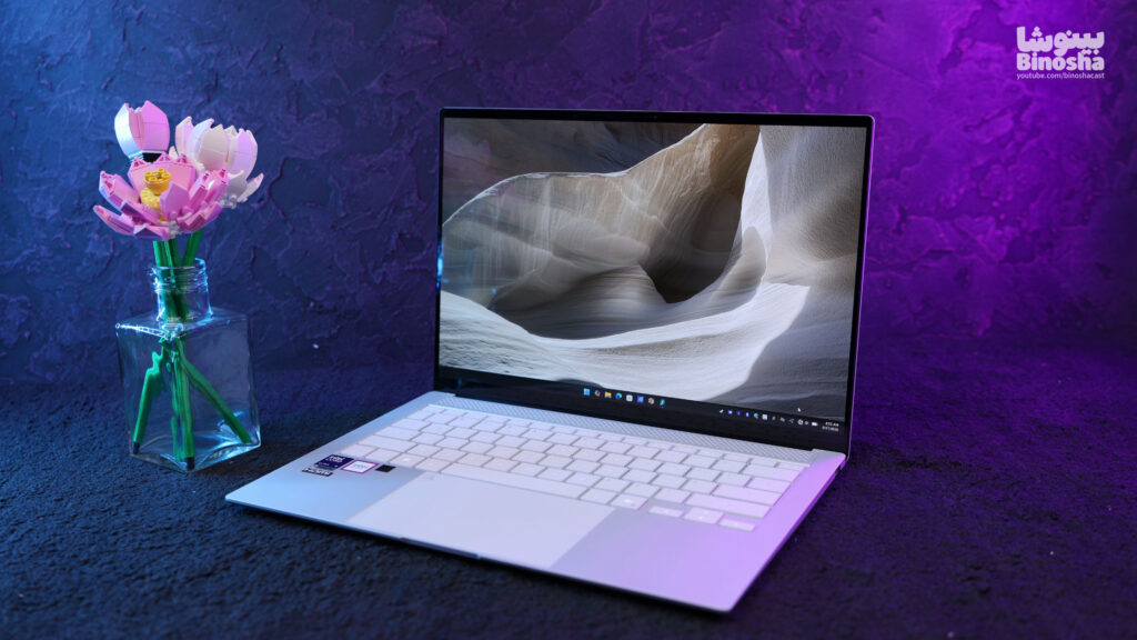 Asus Zenbook S14 2026 نمایشگر