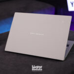 Asus Zenbook S14 2026 از پشت